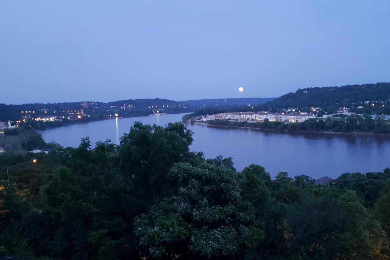 Queen City Home With Ohio River View - 3 Mi To Dtwn! Cincinnati Dış mekan fotoğraf